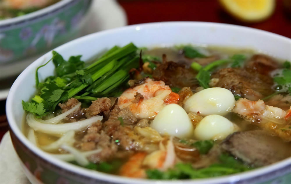 Rice & Egg Noodles Soup with BBQ Chicken, BBQ Beef, BBQ Pork or Shrimp — two choices
