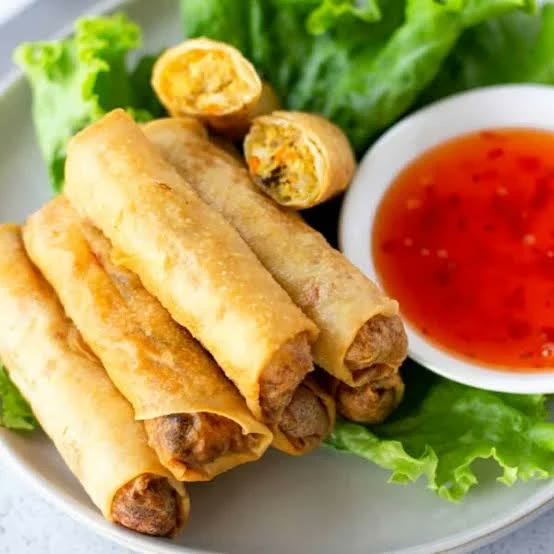 Deep Fried Chicken and Vegetables Spring Rolls — 3 pcs